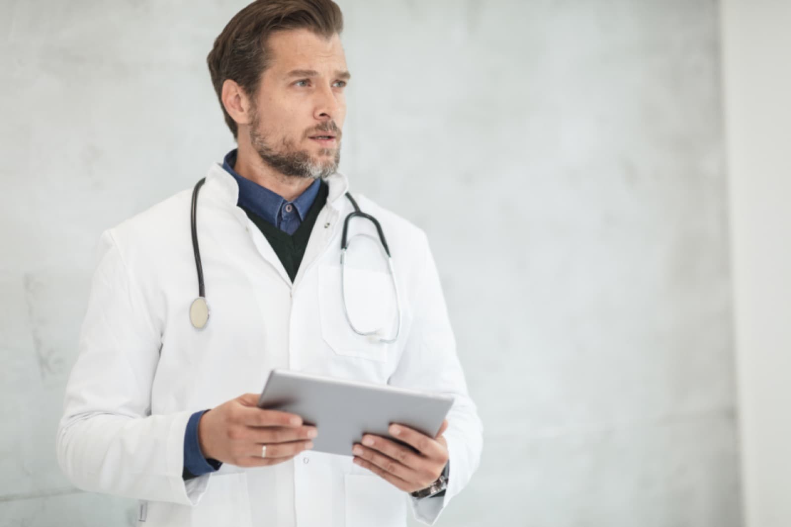 Personal sanitario en un hospital